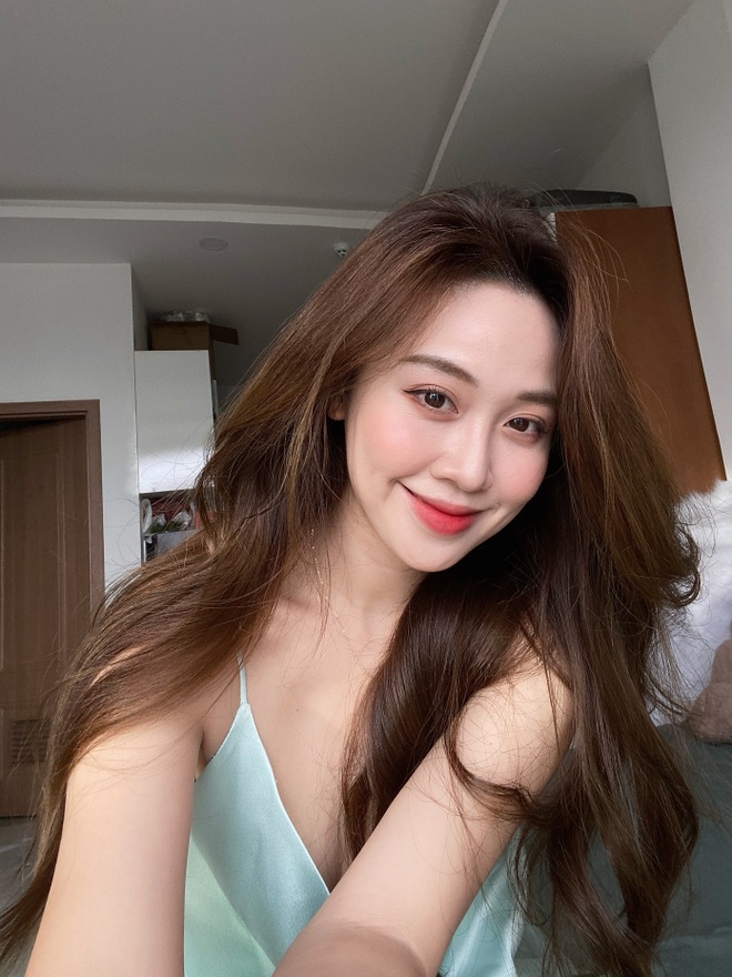 Nghỉ việc công sở vì stress tới mức nổi mụn, mỹ nữ trở thành KOL nổi tiếng - 6 Nghỉ việc công sở vì stress tới mức nổi mụn, mỹ nữ trở thành KOL nổi tiếng - 6