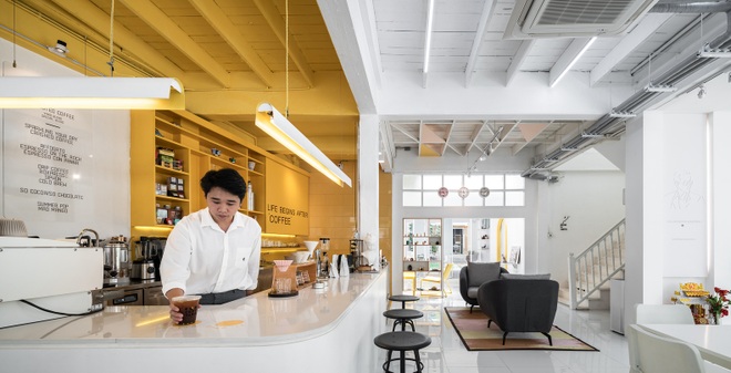 Thiết kế đẹp lạ trong quán cà phê cải tạo từ tòa nhà hơn 70 năm tuổi - 8 Thiết kế đẹp lạ trong quán cà phê cải tạo từ tòa nhà hơn 70 năm tuổi - 8