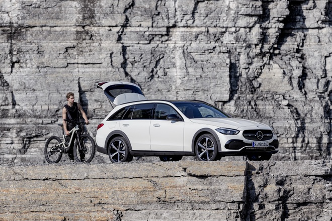 Mercedes-Benz C-Class có thêm phiên bản gầm cao All-Terrain - 10