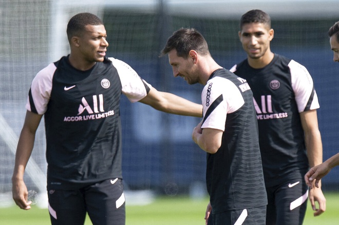 Kroos hé lộ khả năng Mbappe tới Real Madrid khi Messi gia nhập PSG - 1 Kroos hé lộ khả năng Mbappe tới Real Madrid khi Messi gia nhập PSG - 1