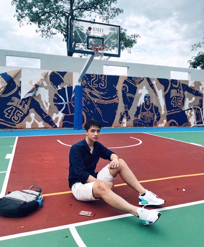 Hotboy Nga ngố thuần Việt từ bỏ ngành hàng không tại Nga về Việt Nam học - 4 Hotboy Nga ngố thuần Việt từ bỏ ngành hàng không tại Nga về Việt Nam học - 4