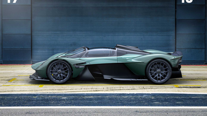 Aston Martin Valkyrie Spider 2022: chiếc xe Công thức 1 trên đường phố - 4