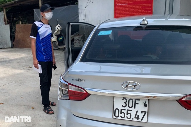 Xử phạt nhiều lái xe chở khách chui từ Hà Nội đi các tỉnh phía Bắc - 3