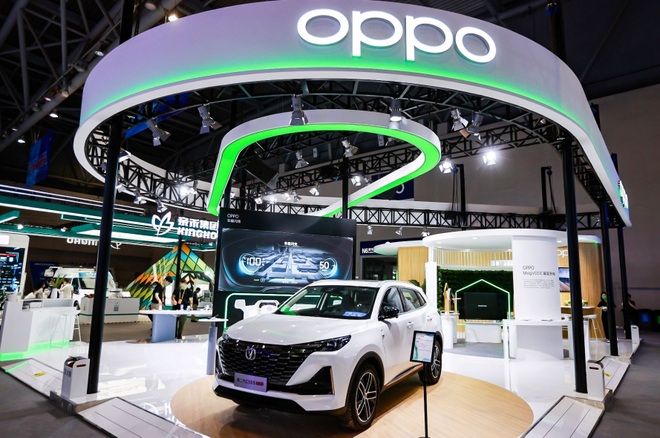 Oppo ra mắt sạc nhanh không dây MagVOOC và công nghệ kết nối trong xe hơi - 3 Oppo ra mắt sạc nhanh không dây MagVOOC và công nghệ kết nối trong xe hơi - 3