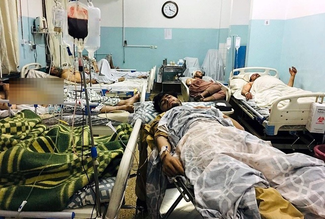 Thế giới lên án vụ tấn công khiến hơn 70 người chết ở sân bay Kabul - 2