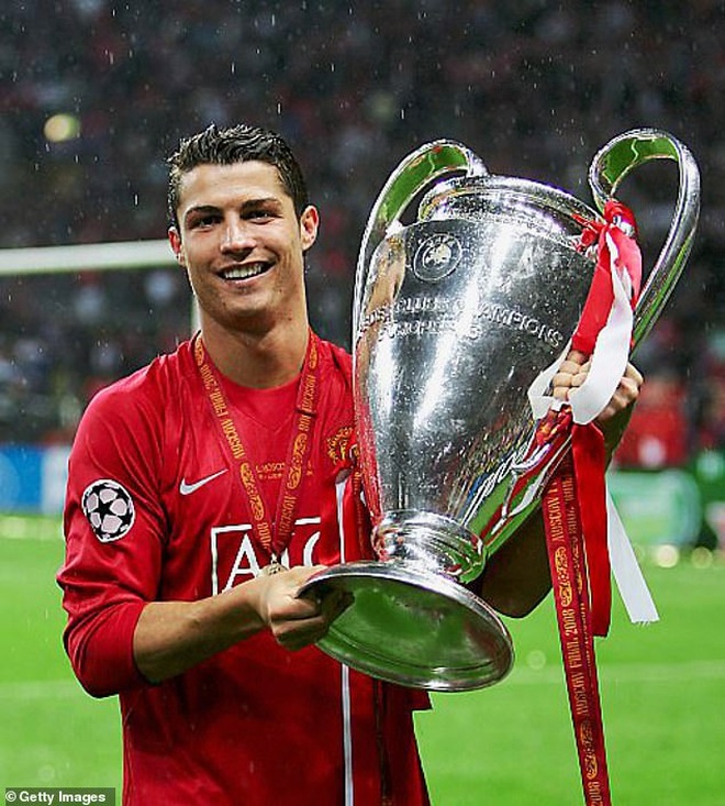 Man Utd chiêu mộ thành công C.Ronaldo - 1
