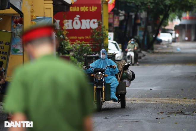 Toàn cảnh điểm nóng có 41 ca dương tính tại phường Giáp Bát - 6