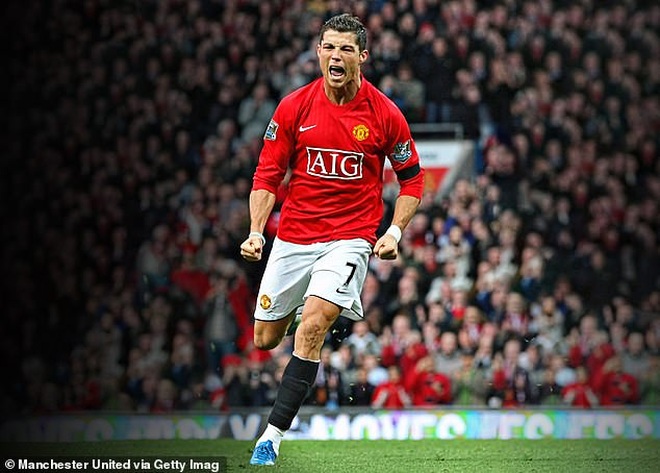 C.Ronaldo gia nhập Man Utd, huyền thoại Liverpool nói lời phũ phàng - 1