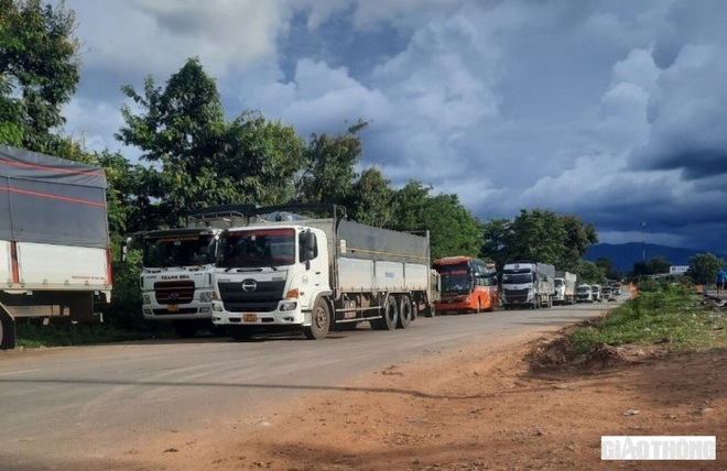 Gia Lai chống dịch quá gắt, Tổng cục Đường bộ cấp tốc gỡ chốt trong đêm - 1