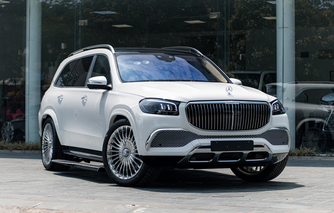 Những chiếc SUV đắt nhất thế giới có mặt tại Việt Nam - 9