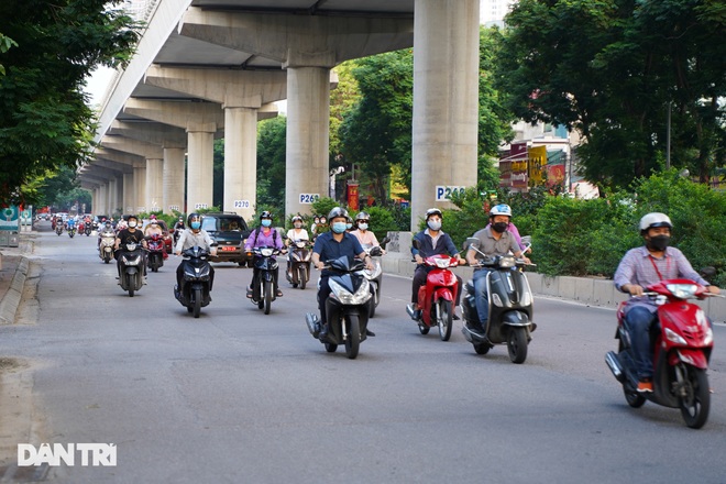 Tổ công tác đặc biệt đón lõng, bắt hàng loạt phương tiện né chốt kiểm dịch - 11