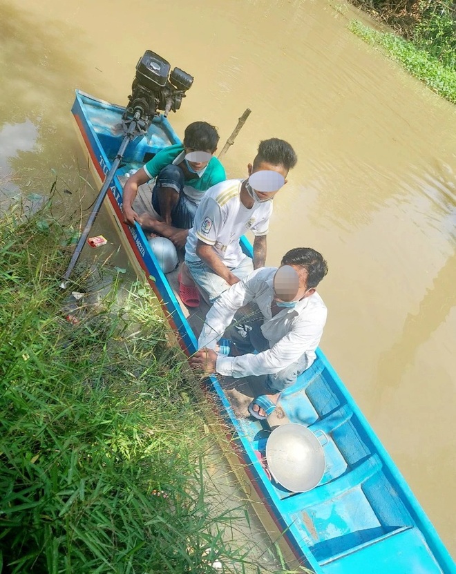 Né chốt kiểm dịch, 7 người đi xuồng máy từ Cần Thơ qua An Giang - 1