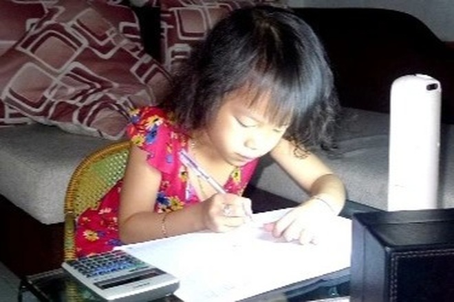Không máy tính, không rành công nghệ thì học trực tuyến làm sao? - 2 Không máy tính, không rành công nghệ thì học trực tuyến làm sao? - 2