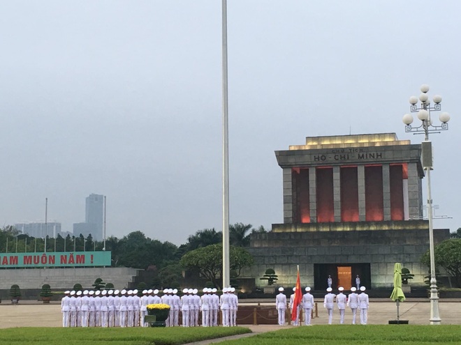 Netizens invite each other to visit Uncle Ho's mausoleum online on the special occasion of National Day - 6