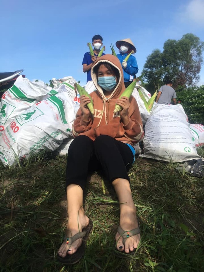 cam-dong-moi-tinh-nay-no-giua-moi-tindocx-1630713605453.jpeg