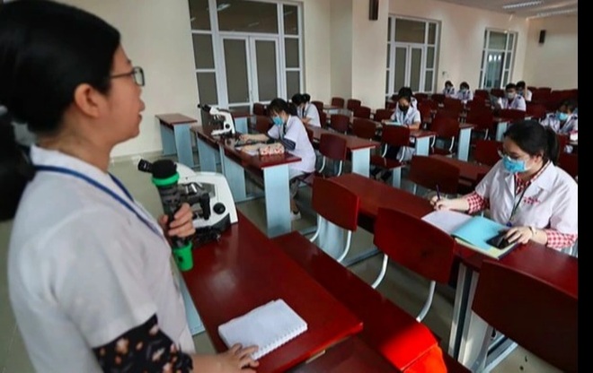 Đạt 28,20 điểm mới đỗ vào ngành Y khoa trường ĐH Y dược TPHCM - 1 Đạt 28,20 điểm mới đỗ vào ngành Y khoa trường ĐH Y dược TPHCM - 1