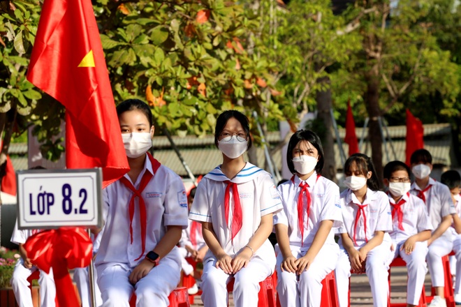 Khai giảng online chưa từng có trong lịch sử của thầy trò cả nước - 27 Khai giảng online chưa từng có trong lịch sử của thầy trò cả nước - 27