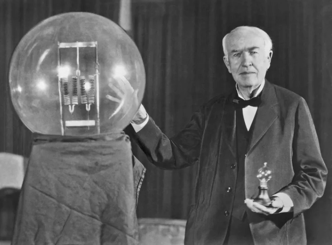 Phát minh bóng đèn của Thomas Edison từng bị chê thậm tệ vì lý do này - 1