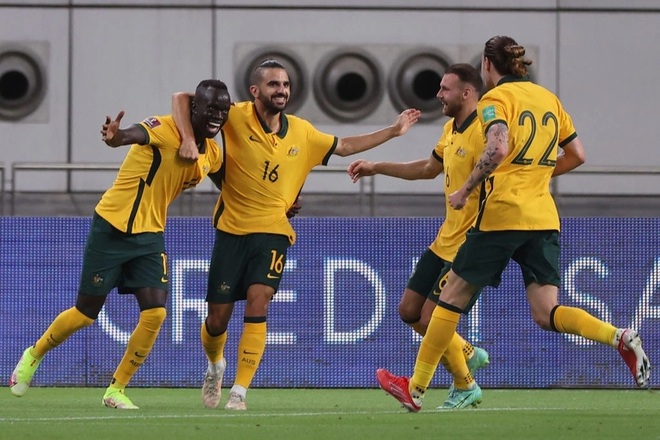 Việt Nam 0-1 Australia: Bàn thua bất ngờ và nỗi đau trọng tài - 4
