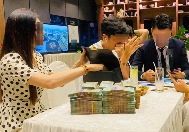 Mua chung cư chưa đủ điều kiện mở bán: Loạt cảnh báo để tránh mất oan cọc - 1