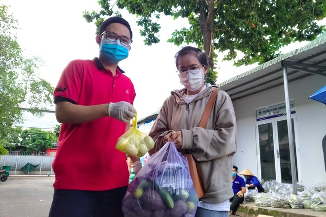 Hàng nghìn sinh viên mắc kẹt ở tâm dịch TPHCM được hỗ trợ thế nào? - 1 Hàng nghìn sinh viên mắc kẹt ở tâm dịch TPHCM được hỗ trợ thế nào? - 1