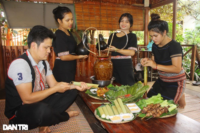 Gà nướng sa lửa, cơm lam, chuyện từ nương rẫy thành ẩm thực Tây Nguyên - 9