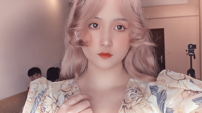 Bảo Linh: Tôi muốn được là chính mình, chứ không phải hotgirl - 3 Bảo Linh: Tôi muốn được là chính mình, chứ không phải hotgirl - 3