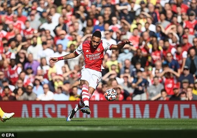 Tottenham thua sốc trận đầu tiên, Arsenal lần đầu giành trọn 3 điểm - 8 Tottenham thua sốc trận đầu tiên, Arsenal lần đầu giành trọn 3 điểm - 8