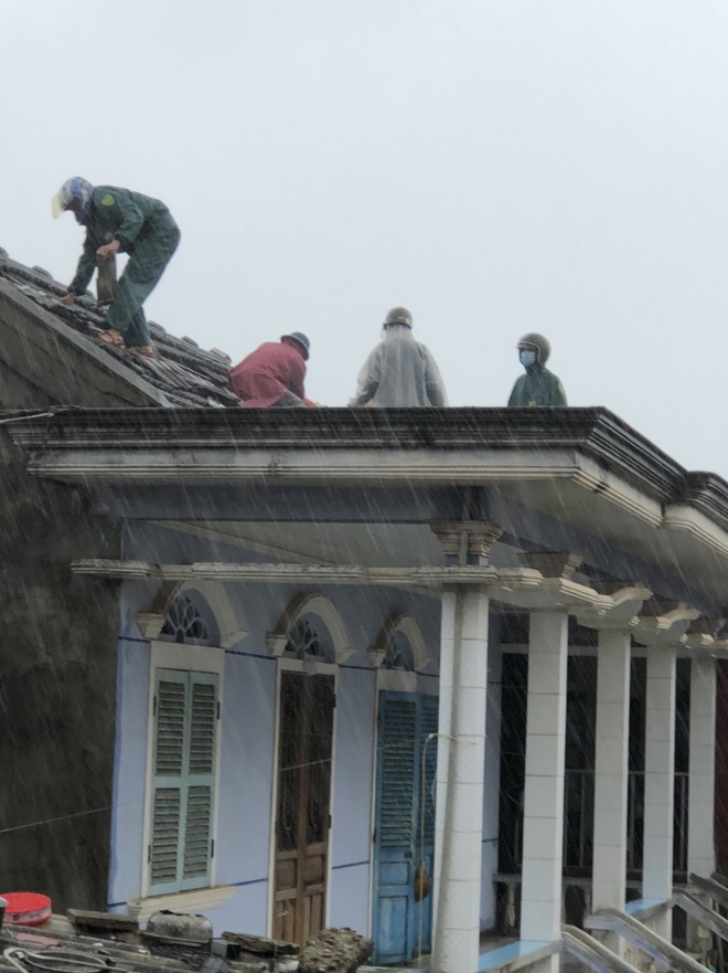 Bão chưa vào, nhiều nơi ở Thừa Thiên Huế đã chịu thiệt hại - 6 Bão chưa vào, nhiều nơi ở Thừa Thiên Huế đã chịu thiệt hại - 6