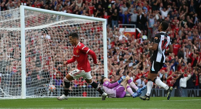 Những khoảnh khắc trong ngày Ronaldo ra mắt hoàn hảo tại Man Utd - 13
