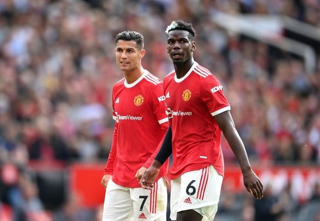 Những khoảnh khắc trong ngày Ronaldo ra mắt hoàn hảo tại Man Utd - 6 Những khoảnh khắc trong ngày Ronaldo ra mắt hoàn hảo tại Man Utd - 6