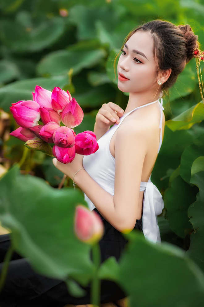 Nữ sinh Nam Định dẫn đầu bảng bình chọn Hoa hậu Hoàn vũ Việt Nam 2021 - 2