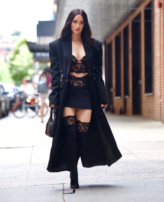 Megan Fox liên tục gây sốc với những lựa chọn thời trang - 5