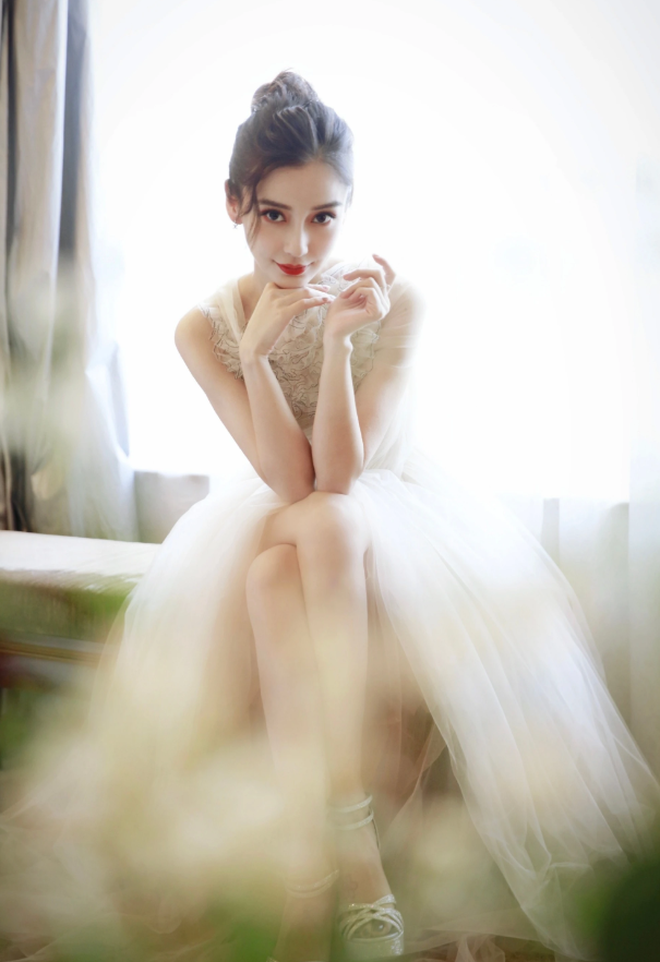 Hôn nhân nguội lạnh của Angelababy và Huỳnh Hiểu Minh - 5 Hôn nhân nguội lạnh của Angelababy và Huỳnh Hiểu Minh - 5
