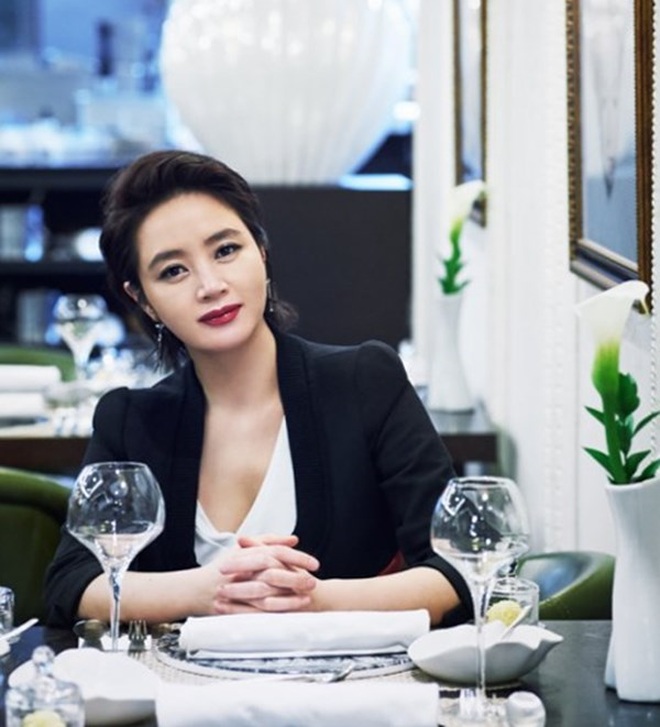 Kim Hye Soo - nhan sắc vạn người mê của làng giải trí Hàn Quốc - 1 Kim Hye Soo - nhan sắc vạn người mê của làng giải trí Hàn Quốc - 1