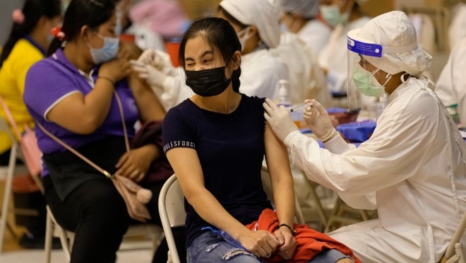 Thái Lan ưu tiên kết hợp Sinovac - AstraZeneca để tăng tốc tiêm chủng - 1 Thái Lan ưu tiên kết hợp Sinovac - AstraZeneca để tăng tốc tiêm chủng - 1