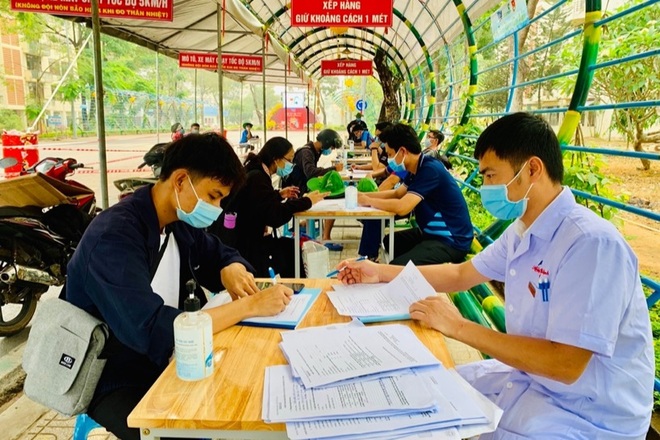 Gần 3000 sinh viên không được ở tiếp, KTX ĐH Quốc gia TPHCM nói gì? - 3 Gần 3000 sinh viên không được ở tiếp, KTX ĐH Quốc gia TPHCM nói gì? - 3