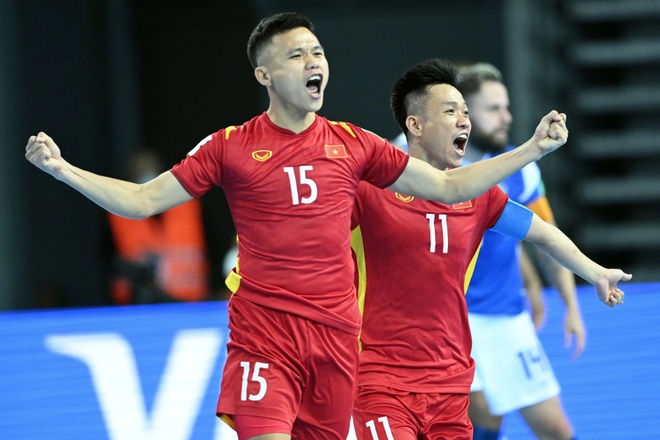 Báo Brazil khen ngợi bàn thắng của Đình Hùng cho tuyển futsal Việt Nam - 1
