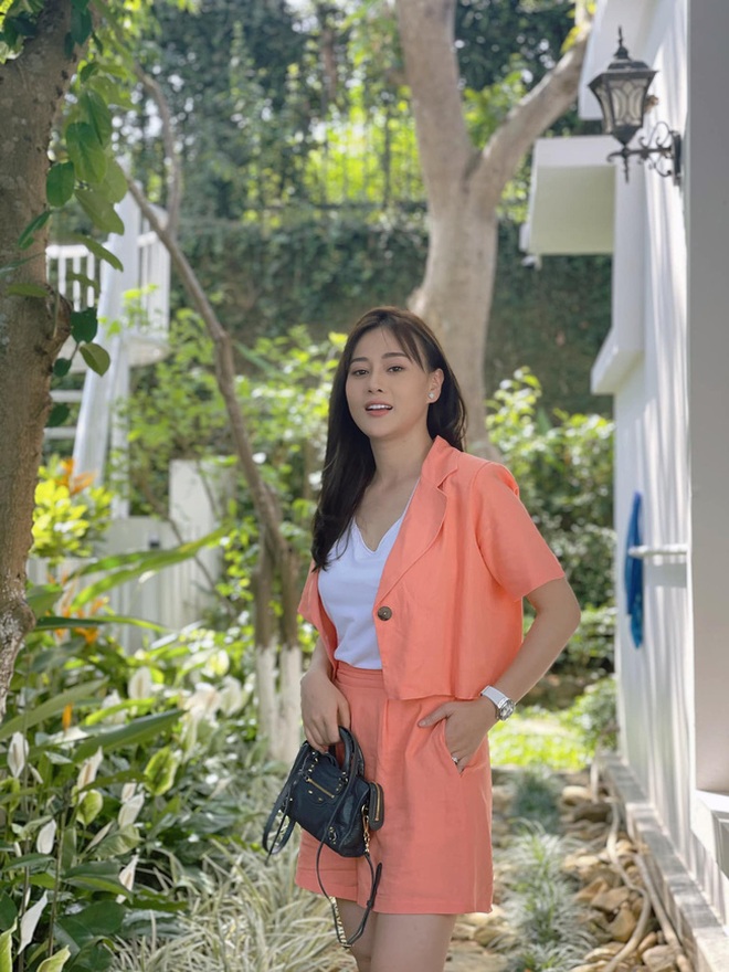 Làm dâu nhà trâm anh thế phiệt, Nam Hương vị tình thân lột xác ngoạn mục - 11 Làm dâu nhà trâm anh thế phiệt, Nam Hương vị tình thân lột xác ngoạn mục - 11