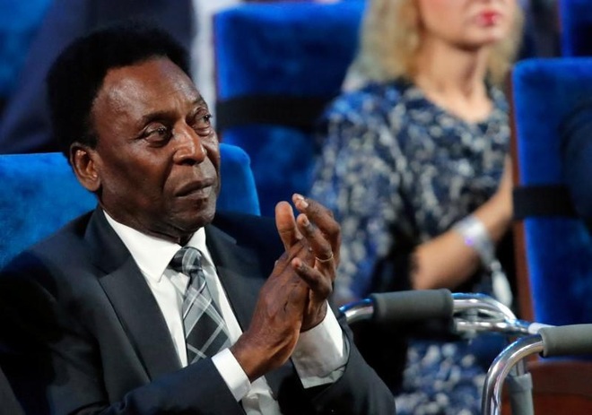 Pele rời phòng chăm sóc đặc biệt sau ca phẫu thuật - 1 Pele rời phòng chăm sóc đặc biệt sau ca phẫu thuật - 1