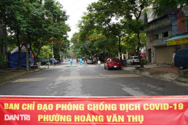 Phong tỏa 5 tòa chung cư liên quan chùm 16 ca mắc Covid-19 ở Hà Nội - 9