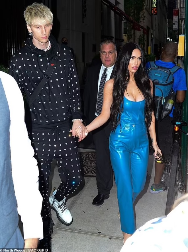 Megan Fox: Phụ nữ vừa thông minh vừa sexy rất nguy hiểm - 5 Megan Fox: Phụ nữ vừa thông minh vừa sexy rất nguy hiểm - 5