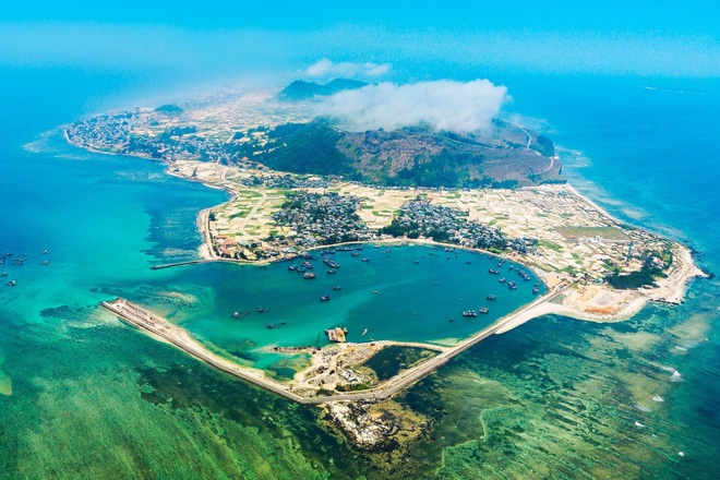 Quảng Ngãi kiến nghị bổ sung đảo Lý Sơn vào diện đặc biệt khó khăn - 1