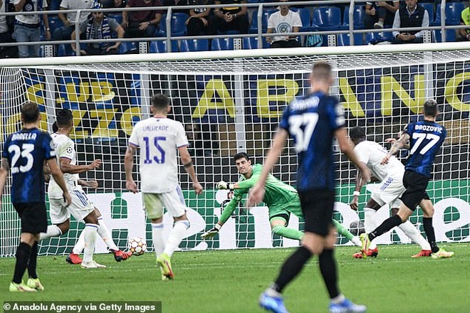 Real Madrid tiếp tục khiến Inter Milan ôm hận ở Champions League - 1