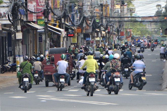 Hình ảnh ngày đầu tiên Sóc Trăng trở lại bình thường mới - 1 Hình ảnh ngày đầu tiên Sóc Trăng trở lại bình thường mới - 1