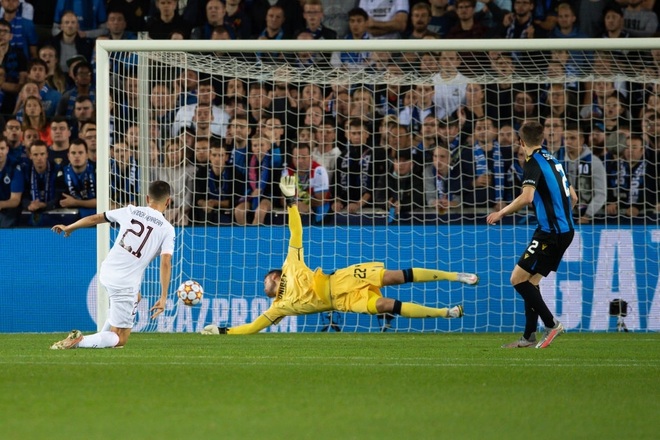 Messi câm lặng, PSG hòa trên sân của Club Brugge - 2