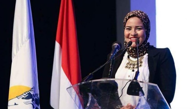 Cô gái Ai Cập đầu tiên trở thành thợ sửa ô tô được Tổng thống vinh danh - 4