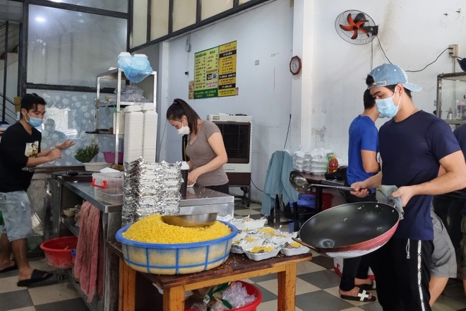 Quán ăn vùng xanh ở Đà Nẵng: Nhìn khách đến mua mang về vui quá trời! - 3