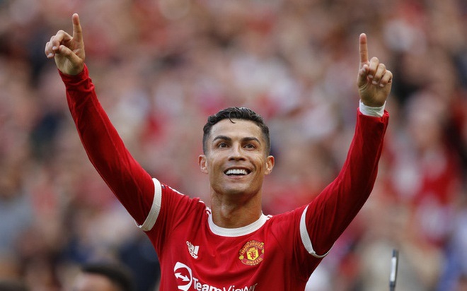 Tỏa sáng rực rỡ ở Man Utd, C.Ronaldo vẫn hứng chịu… chỉ trích - 2 Tỏa sáng rực rỡ ở Man Utd, C.Ronaldo vẫn hứng chịu… chỉ trích - 2