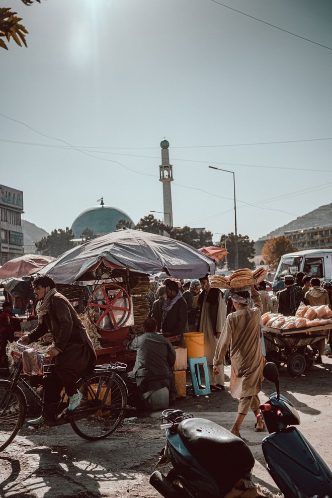 Cuộc sống thấp thỏm của người Afghanistan sau một tháng Taliban nắm quyền - 4 Cuộc sống thấp thỏm của người Afghanistan sau một tháng Taliban nắm quyền - 4